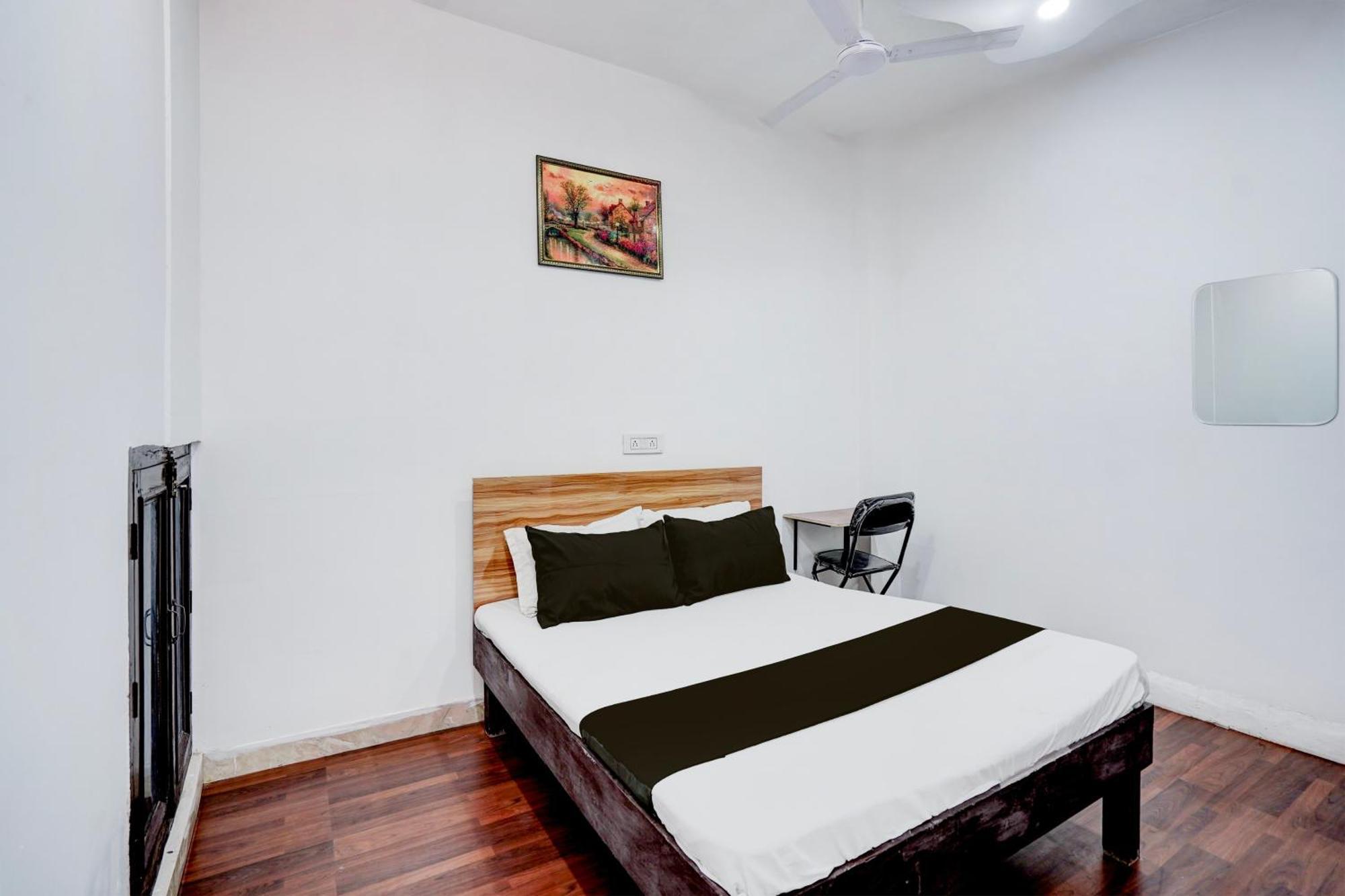 Hotel O Le Empire Stay House New Delhi Eksteriør billede