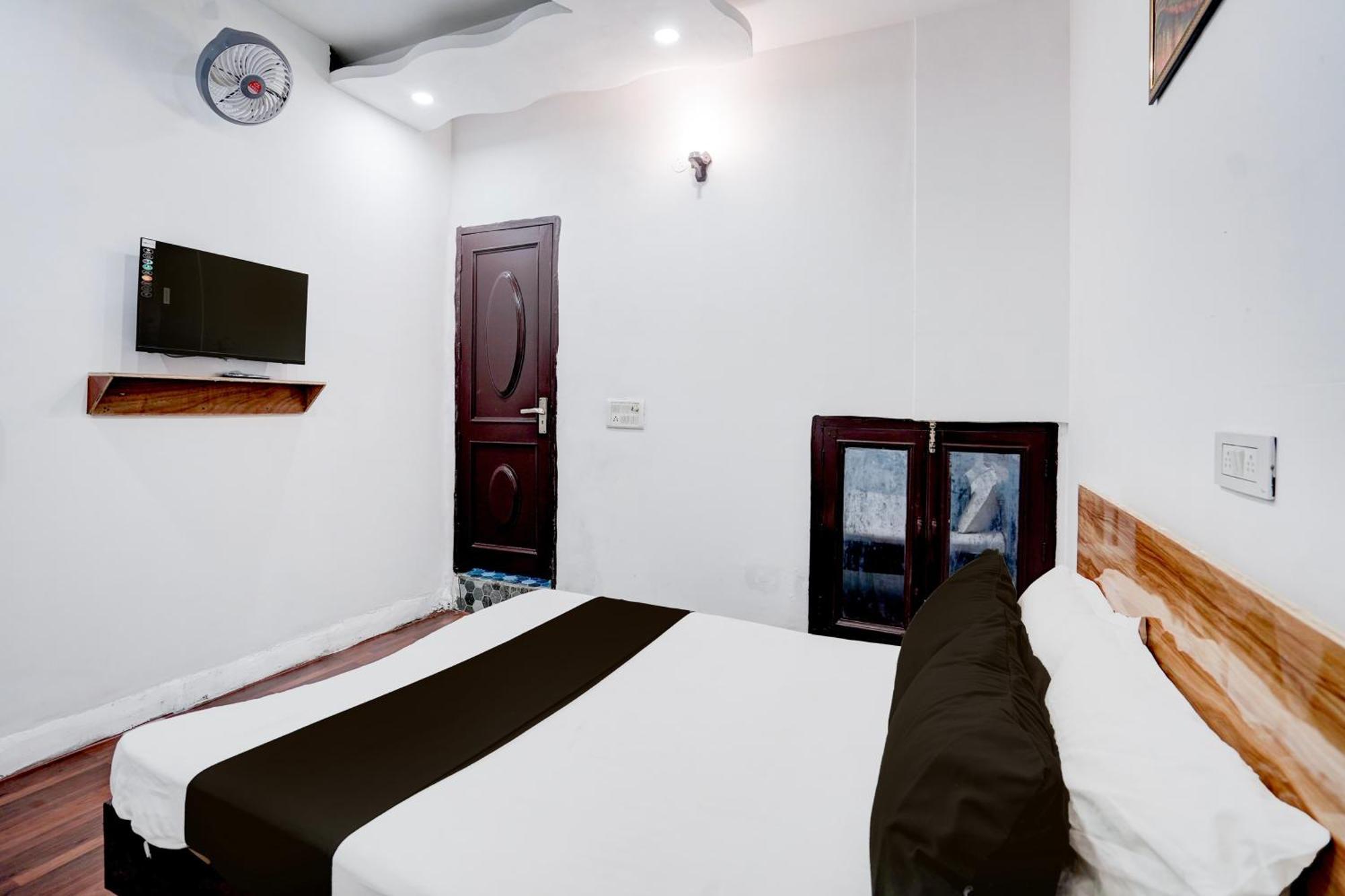 Hotel O Le Empire Stay House New Delhi Eksteriør billede